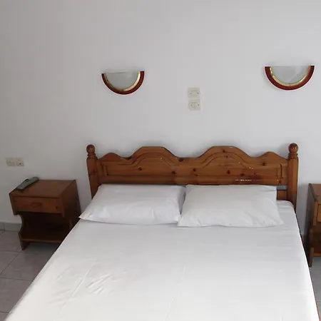 Apartament Theodora Yénion